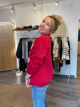 Laden Sie das Bild in den Galerie-Viewer, Pullover OK Present Rot