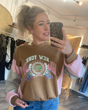 Laden Sie das Bild in den Galerie-Viewer, Sweater beige-rosé onesize