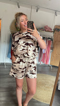 Laden Sie das Bild in den Galerie-Viewer, Comfy Camo Set – Sand &amp; Mocha