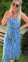 Laden Sie das Bild in den Galerie-Viewer, Midi-Kleid Ru44ba (XS-XXL)