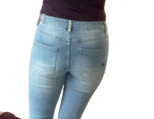 Laden Sie das Bild in den Galerie-Viewer, Jeans Anna C 7/8 Stretch Denim light Stone