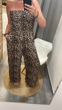 Laden Sie das Bild in den Galerie-Viewer, Bandeua-Jumpsuit Ja44nina  LEO (XS-XXL)