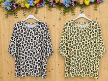 Laden Sie das Bild in den Galerie-Viewer, Leo Shirt Oversize – Creme
