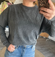 Laden Sie das Bild in den Galerie-Viewer, Sweater Wi44lma stone washed XS,S &amp; XL