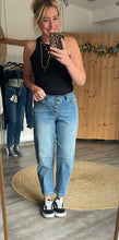 Laden Sie das Bild in den Galerie-Viewer, Buena Vista Relaxed Malibu – Mid Stone 💙