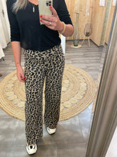 Laden Sie das Bild in den Galerie-Viewer, Wide-Leg-Pants Ju44ry leo Gr XS &amp; S