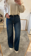 Laden Sie das Bild in den Galerie-Viewer, Jeans Ta44litha XS &amp; S &amp; L