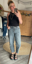 Laden Sie das Bild in den Galerie-Viewer, Buena Vista Relaxed Malibu – Light Anthra 🩶