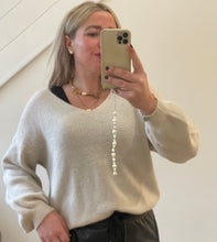 Laden Sie das Bild in den Galerie-Viewer, Pullover Sa44ri beige (XS/S- L/XL)