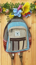 Laden Sie das Bild in den Galerie-Viewer, Boho Hanf-Rucksack Nr 3