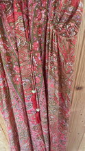 Laden Sie das Bild in den Galerie-Viewer, Boho-Maxikleid Rosé/Khaki