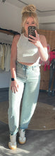 Laden Sie das Bild in den Galerie-Viewer, Jeans Va44nessa Light Blue | High Waist Stretch Denim