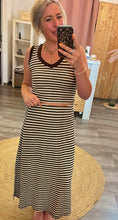 Laden Sie das Bild in den Galerie-Viewer, Strick-Set “Mokka-Stripe 🤎