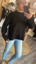 Laden Sie das Bild in den Galerie-Viewer, Basic-Pullover Do44rothea black Gr S &amp; XL