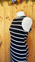 Laden Sie das Bild in den Galerie-Viewer, Midi-Kleid 💙🤍 Navy-Stripe Gr M