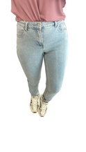 Laden Sie das Bild in den Galerie-Viewer, Highwaist Skinny Jeans Am44our lightblue/heart Gr M